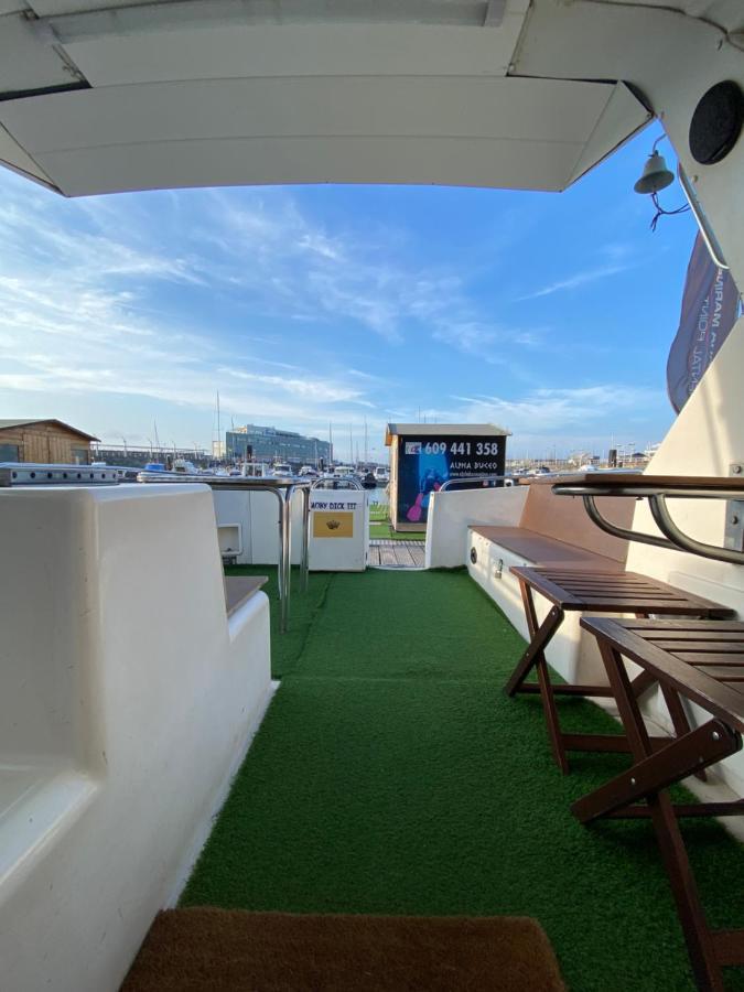 Experiencia En El Mar Gijon M Hotel Ngoại thất bức ảnh